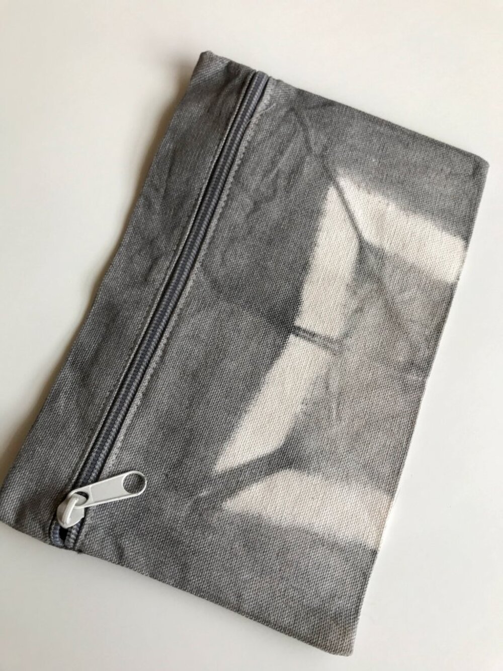 NWT Handmade Shibori Tie Dyed Zipper Pouch: Cotton Canvas Travel Bag
